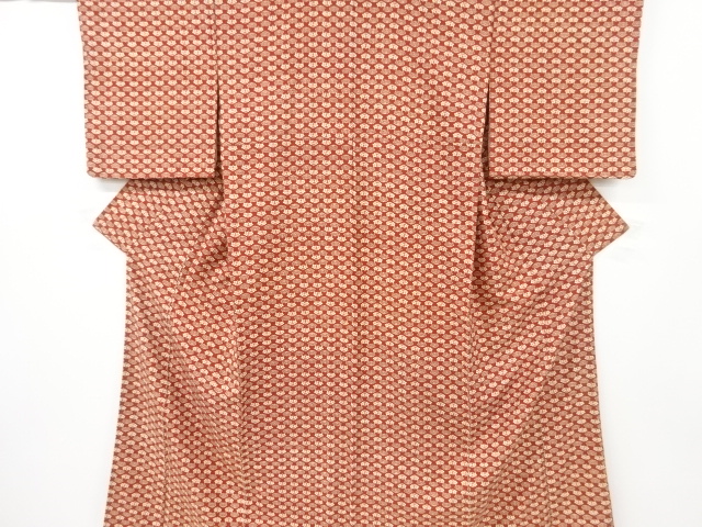 リサイクル　花模様手織り紬着物